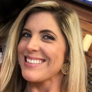 Meet your Posher, Kristin